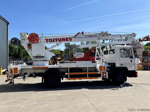 Kranbil MAN 18t + Böcker AK 30/1000