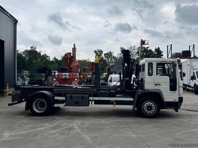 Systém hákového ramena Volvo FL220 19t HAAKSYSTEEM+LAADKRAAN