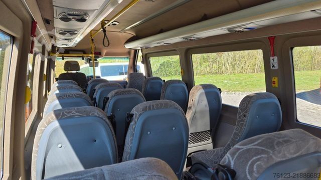 Minibus MERCEDES-BENZ Sprinter 516 Heckniederflur City Schlafsessel