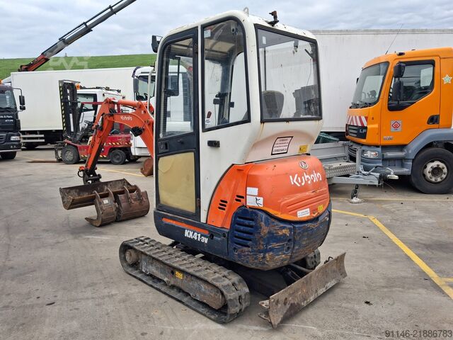 미니 굴착기 Kubota KX41-3v