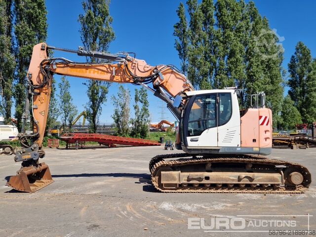  Liebherr R926