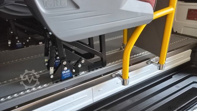 Микробус MERCEDES-BENZ 10 Sprinter Lord Light 22 Sitzer Vorlauffahrzeug
