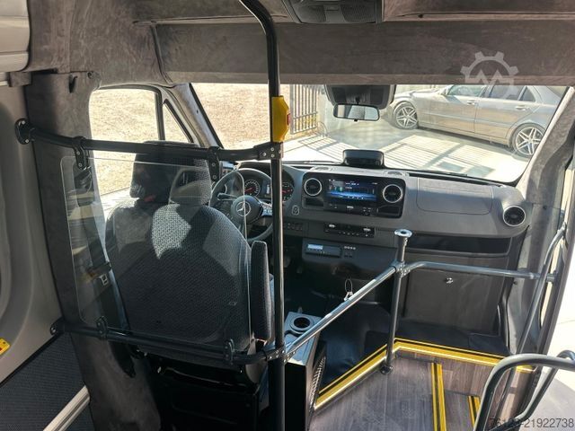 Микробус MERCEDES-BENZ Sprinter 515 Heckniederflur 2 x vorhanden
