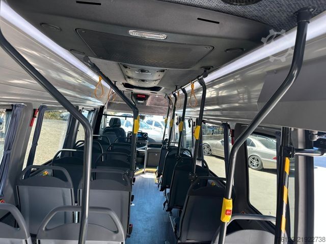 Микробус MERCEDES-BENZ Sprinter 515 Heckniederflur 2 x vorhanden