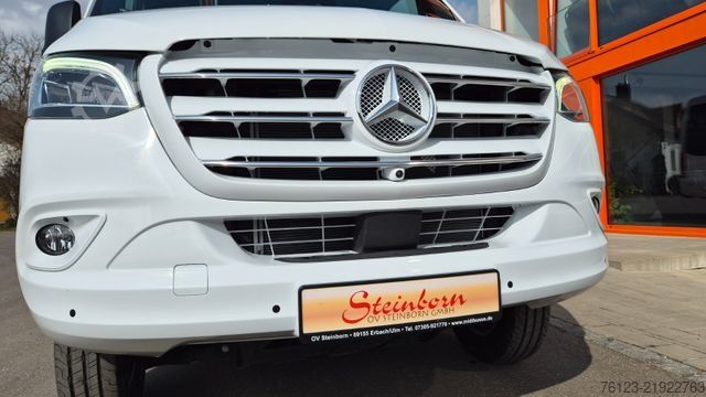 Микробус MERCEDES-BENZ 519  Allrad 4 x 4 Lagerfahrzeug Stock 20 Sitzer