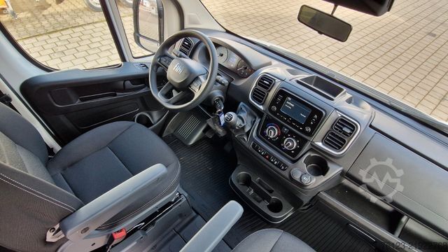 Микробус FIAT Fiat Ducato 9 Sitzer Systemboden Rolli Stock