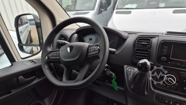 Микробус FIAT Fiat Ducato 9 Sitzer Systemboden Rolli Stock