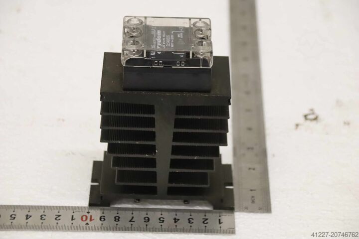 Reléer Crydom ELS4850S