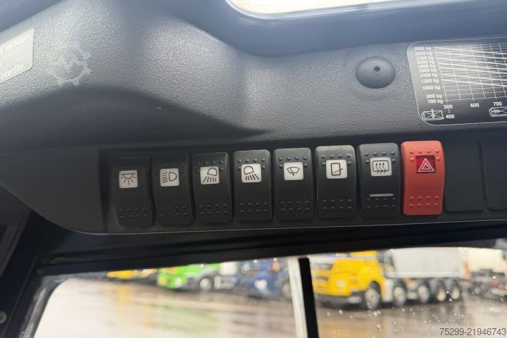 Šakinis krautuvas  H30D-02 Stapler /  Swiss-Vehicle