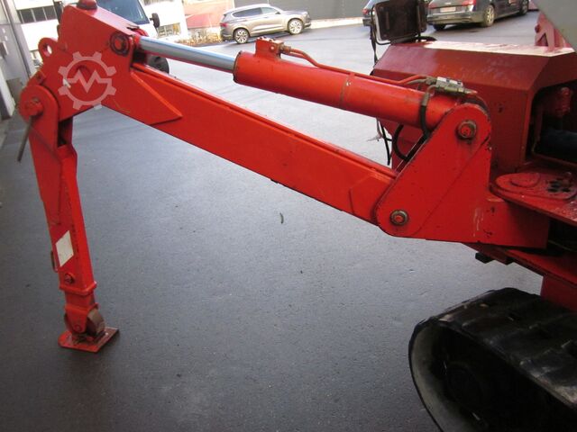 ক্রলিং ওয়ার্কিং প্ল্যাটফর্ম (টেলিস্কোপিক ওয়ার্কিং প্ল্যাটফর্ম) Palazzani TSJ28