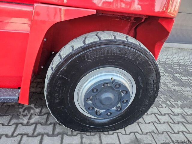 Dyzeliniai krautuvai Kalmar DCG160-12