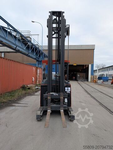 Xe nâng reach truck BT RRE 160 E // Triplex //