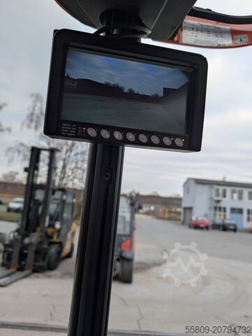 Xe nâng reach truck BT RRE 160 E // Triplex //