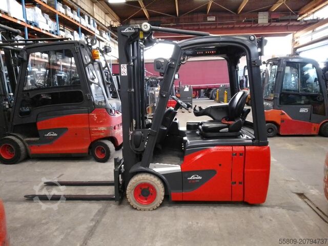 Elektro 3 Rad-Stapler Linde E16-01 // Triplex // Elektro