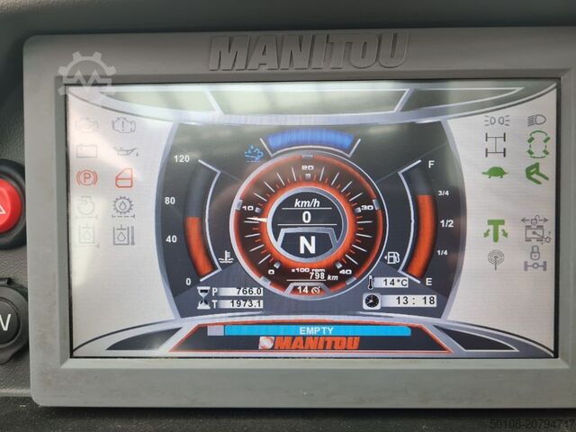 Teleskooppinen käsittelijä käännettävissä Manitou MRT 3050 Privilege