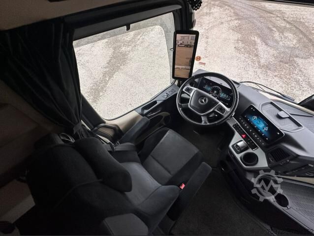 Tractor estándar  Actros 1845 LS