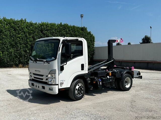 Roll-off tipper truck ISUZU ISUZU P75 NUOVO SCARRABILE