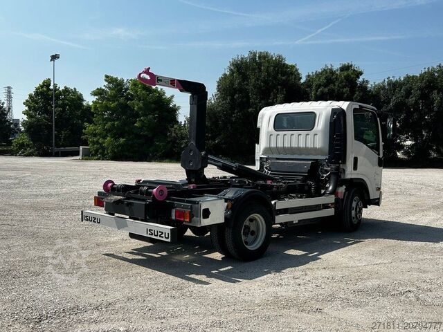 Roll-off tipper truck ISUZU ISUZU P75 NUOVO SCARRABILE