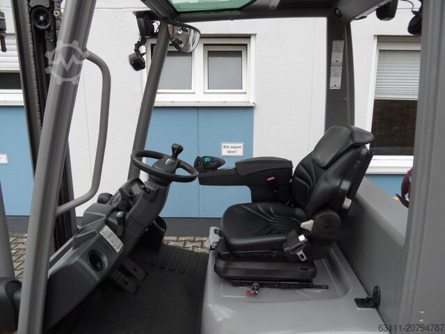 LPG Forklifts Jungheinrich TFG 425s - Beleuchtung - Dachscheibe