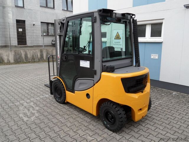 Diesel Forklift Jungheinrich DFG 425s - Triplex - Kabine mit Heizung
