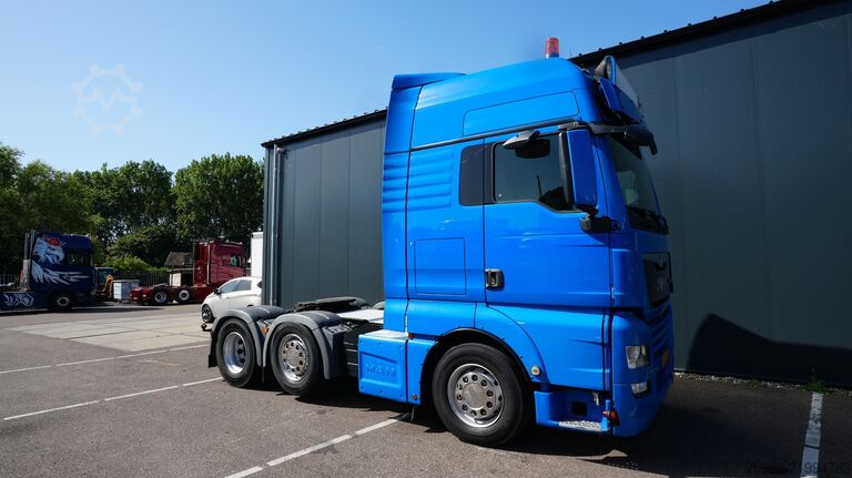 MTS standard MAN TGX 26.460 6x2 tractor unit 674.600km