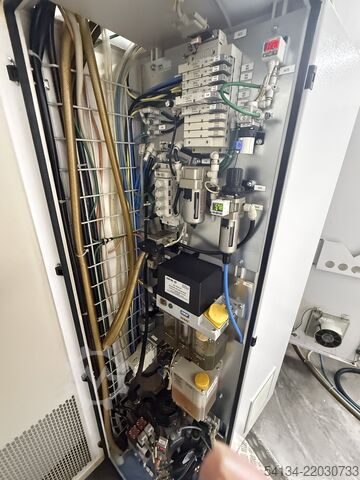 Vertikales Bearbeitungszentrum Mikron Mikron UCP 600 Vario 5-Achs BAZ