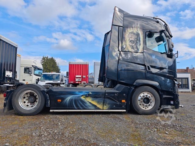 Tractora standard RENAULT T520 High Edition Show Truck Vollausstatt.