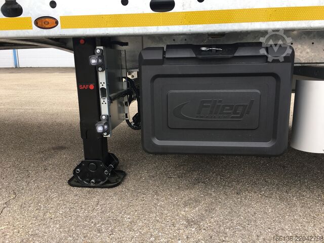  Fliegl 3-Achs Plateau Sattel SDS 380 Mega
