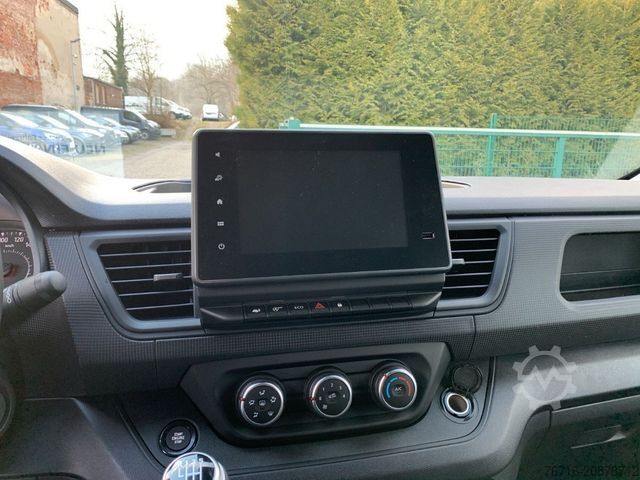 شاحنة بانل RENAULT Trafic DOKA KOMFORT L2H1 3,0t dCi 130 KAMERA+LED