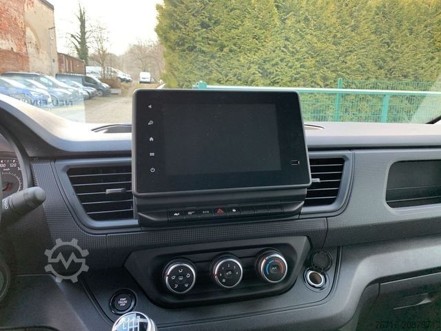 شاحنة بانل RENAULT Trafic DOKA KOMFORT L2H1 BLUE dCi 130 RFK+KLIMA