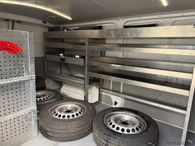 Pallbíll VOLKSWAGEN T6 Transporter 2.0 TDI Kasten lang Navi