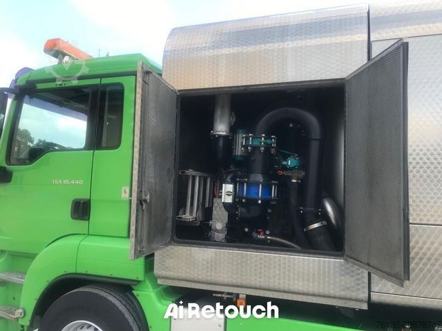 Camião-cisterna de vácuo MAN 18.440 LL Cappellotto CAP1600 Combi