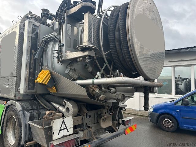 Camião-cisterna de vácuo MAN 18.440 LL Cappellotto CAP1600 Combi