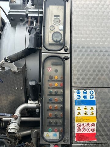 Camião-cisterna de vácuo MAN 18.440 LL Cappellotto CAP1600 Combi