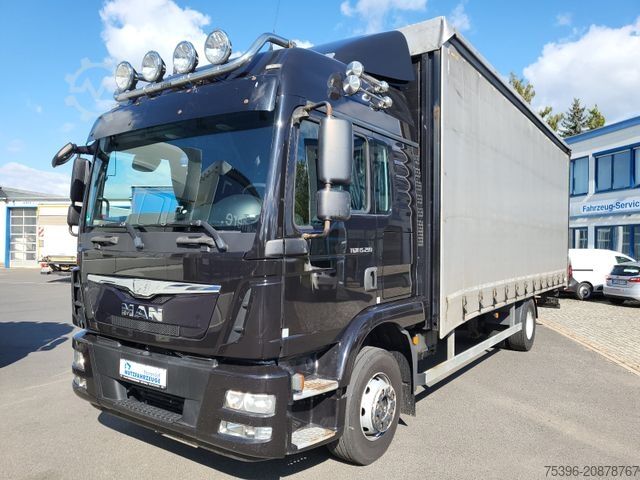 Truk bak datar dengan terpal MAN TGM 15.290 BL Curtainside-Edscha, 1.Hand