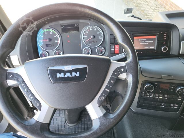 Truk bak datar dengan terpal MAN TGM 15.290 BL Curtainside-Edscha, 1.Hand