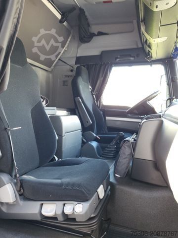 Truk bak datar dengan terpal MAN TGM 15.290 BL Curtainside-Edscha, 1.Hand