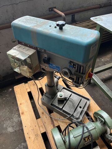 Mesin bor meja IXION BT15  
