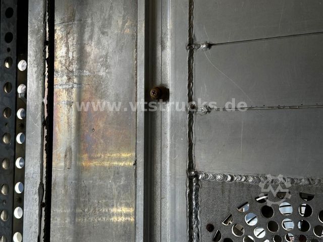 Camion pour bétail DAF CF 320 4x2 EU6c FINKL 2.Stock Viehtransporter