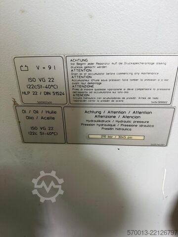 Pusat pemesinan vertikal CHIRON chiron FZ 18 S Magnum