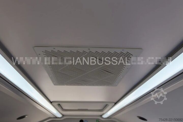 小型客车 Iveco Indcar Mobi Scolaire / 8.6m / 33 pl / Automatic / Airco