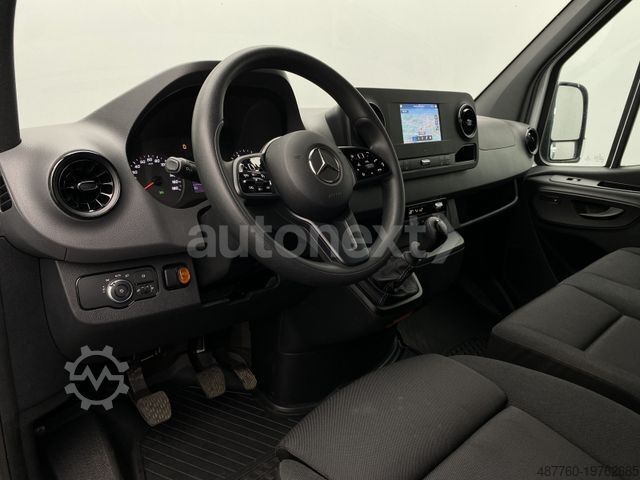 Fourgon surélevé MERCEDES-BENZ Sprinter 314 *Liftsystem Be- und Entladen*(6040)