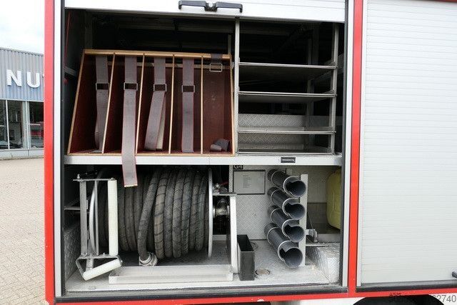 Tilpasset varevogn MERCEDES-BENZ 814 F/Feuerwehr/Pumpe/9 Sitze