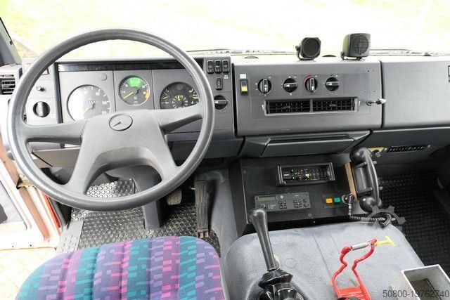 Tilpasset varevogn MERCEDES-BENZ 814 F/Feuerwehr/Pumpe/9 Sitze