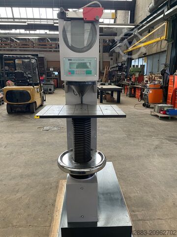 Duromètre M5U 300-030 EMCO M5U 300030