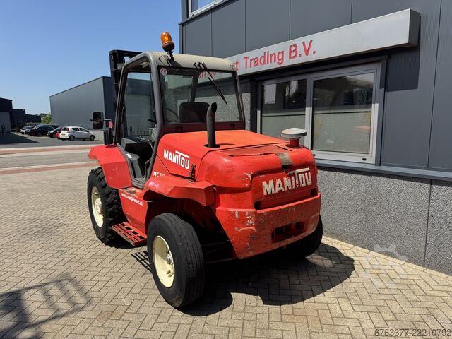 Manitou MC30-2 オフロードフォークリフト 4x2 Duplo 370 サイドシフト 5290時間 Perkins ディーゼル 2002年 MANITOU MC30-2  Ruwterrein heftruck 4x2 Duplo 370 sideshift 5290UUR Perkins DIESEL 2002