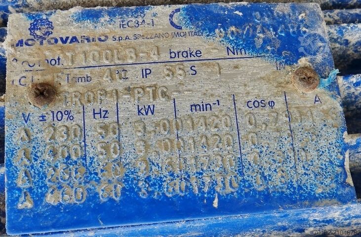 15000 Liter isolierter Behälter aus V2A mit seitlichem Propellerrührwerk Ahlborn 8614