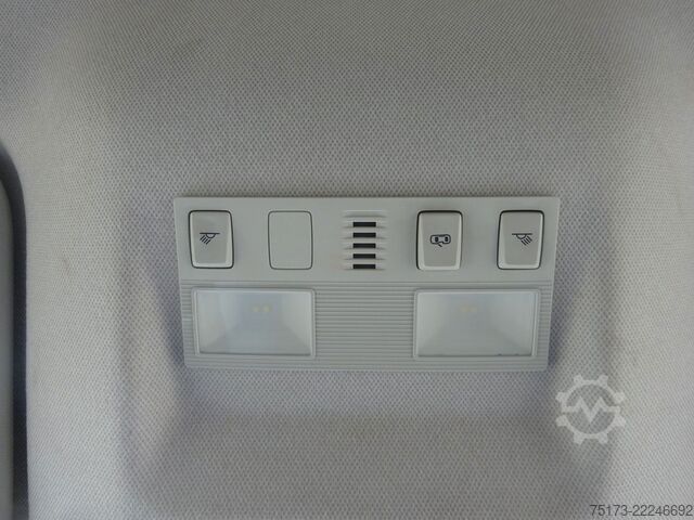 Panel van VOLKSWAGEN Crafter Kasten 35 TDI Autm. VA Trendline 177PS