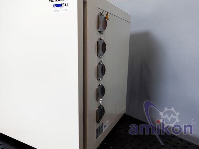 Ar ārējo temperatūras kontroles ierīci STW150, 85°C Thermo Fisher Scientific UT 6200 F Umluft-Trockenschrank
