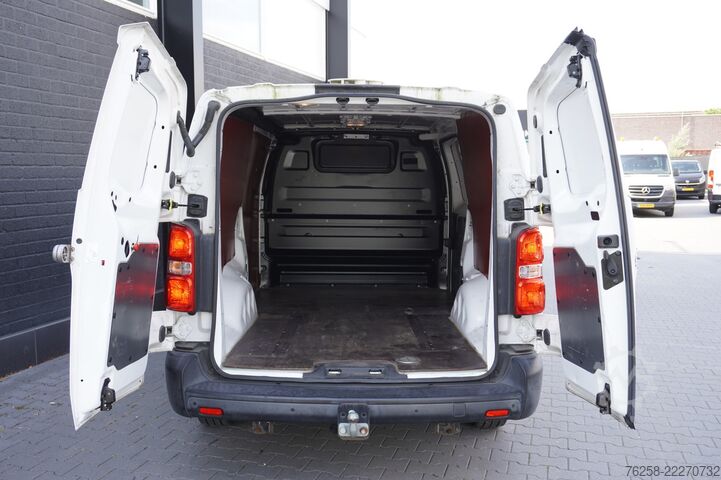 Varebil Peugeot Expert 1.5 BlueHDI L3 EURO 6 - Airco - Navi - C...